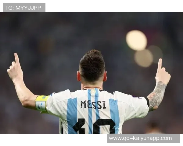 特雷泽盖与梅西同框合影致敬足球历史无可争议的第一人梅西