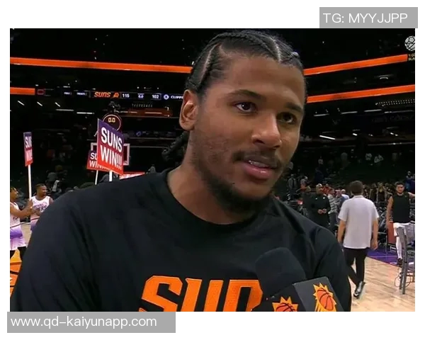 杰伦格林赛前积极热身投篮训练中展现笑容复出在望 杰伦格林赛前积极热身投篮训练中展现笑容复出在望