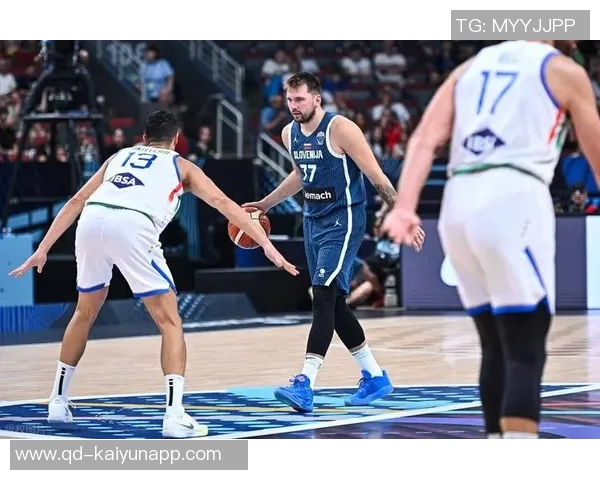 东契奇砍下35分9篮板13助攻5抢断2盖帽带领球队再创佳绩