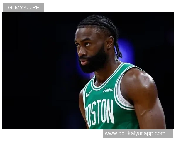 新的受害者曝光杰伦布朗发际线粉再引热议霍兰肩膀黑色伤痕引关注